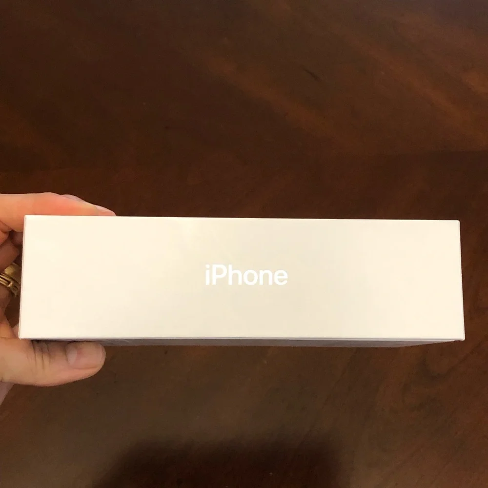 Original Empty Apple iPhone 8 256GB White / Gray Box (No contain the cell phone)